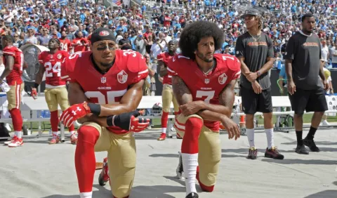 Colin Kaepernick recibirá homenaje