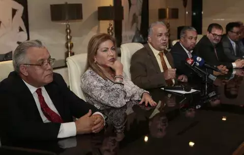 'En estricta legalidad, Martinelli debe salir bajo fianza', advierte defensa