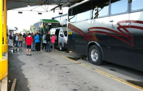Turistas costarricenses ingresan al país para disfrutar del Panamá Black Weekend.