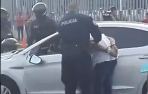 Conductor que atropelló a mujer en la Cinta Costera dio positivo en prueba de alcoholemia