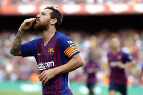 Messi no piensa cambiarse de equipo como Cristiano Ronaldo