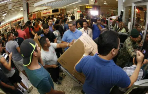 Acodeco advierte a consumidores sobre ofertas en el 'Black Weekend'