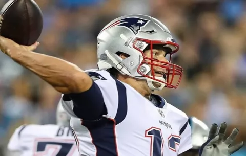 Tom Brady asegura que quiere jugar cinco años más
