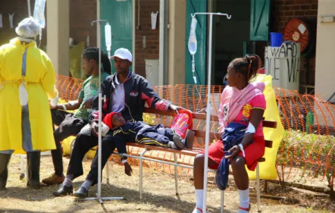 La OMS alerta de la rápida expansión de los casos de cólera en Zimbabue