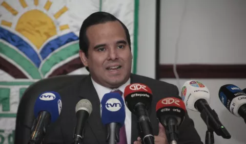Ministro Eduardo Carles vuelve a justificar importación de arroz