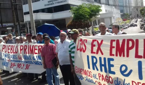 Extrabajadores del IRHE piden declarar al Estado en desacato por no cumplir fallo