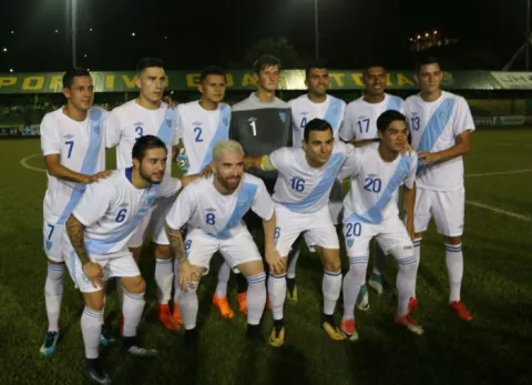 Ladrones dejan sin uniforme a las selecciones de Guatemala