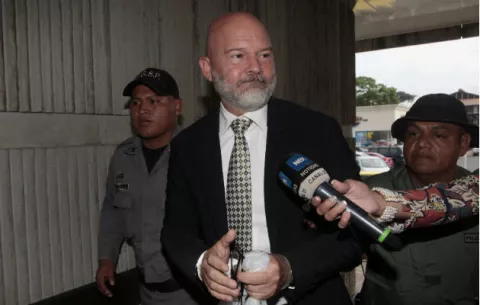 Gustavo Pérez se retracta de declaraciones en caso de pinchazo telefónico