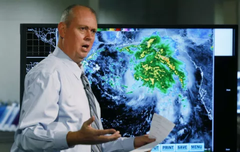 Tres estados de EE.UU. se preparan para la llegada de Gordon como huracán 