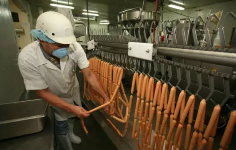 Industriales se preparan ante desafíos y Tratados de Libre Comercio