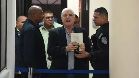 Defensa de Ricardo Martinelli a la espera de decisión sobre estado de salud del expresidente