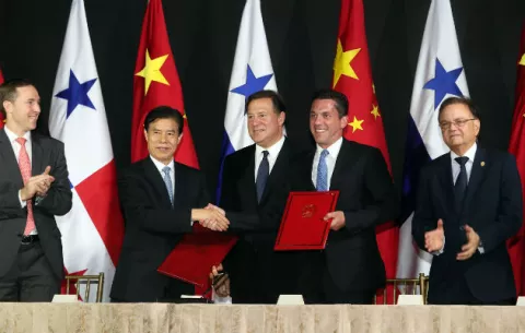 Consultor advierte que apertura de relaciones con China es peligrosa para Panamá
