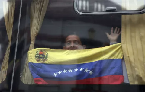 Venezolanos en Perú toman la decisión de retornar a su país por falta de empleo