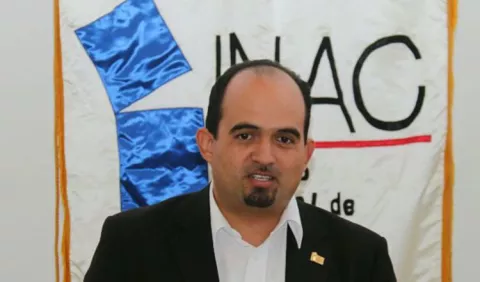 Subdirector del INAC no ha pagado excedente en roaming hasta la fecha