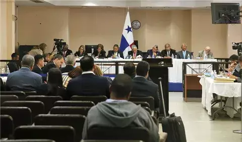 Cinco magistrados impiden fianza a Ricardo Martinelli; cuatro salvaron su voto