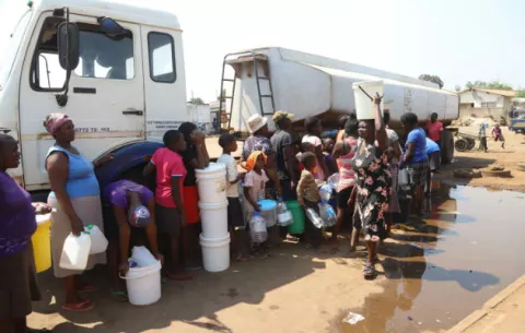 Brote de cólera puede afectar a 50,000 personas en Zimbabue 