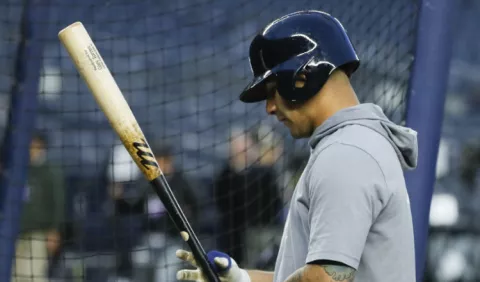 Yanquis de Nueva York confirman que a Aaron Hicks le harán la Tommy John