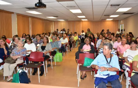 Población panameña evejece de forma acelerada con alto riego de enfermedades demenciales o degenerativas