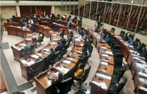 Leandro Ávila: 80% de las modificaciones que hicieron los diputados a la reformas constitucionales fueron retiradas