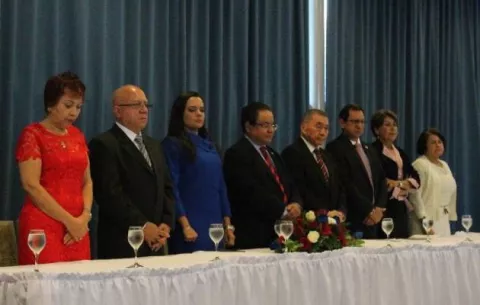 Voceros de universidades particulares  defienden propuestas de modificación a la Constitución