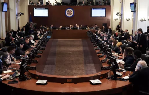 OEA ve una segunda vuelta en Bolivia como "mejor opción" aunque gane Morales