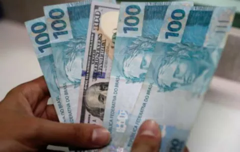 Brasil tuvo en septiembre su menor déficit fiscal en cuatro años