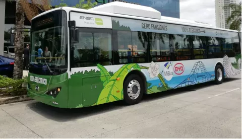 Aprueban estrategia para implementar transporte eléctrico en Panamá