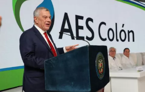 Laurentino Cortizo: 'planta de Gas Natural Licuado debe reducir precios'