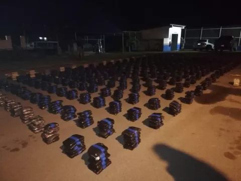 Senan decomisa más de una tonelada de drogas y detienen a cuatro sujetos  en Punta Mala