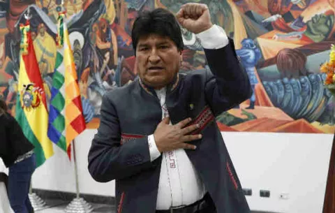 Evo Morales advierte que irá a segunda vuelta aunque confía en ganar en primera