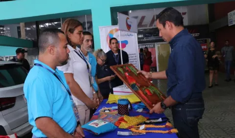 Realizan Feria Artesanal de la Cárcel 
