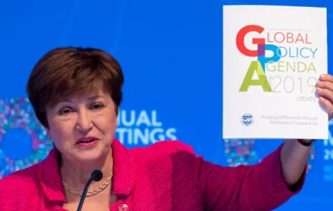 El  Fondo Monetario Internacional  esperará a nuevo Gobierno en Argentina