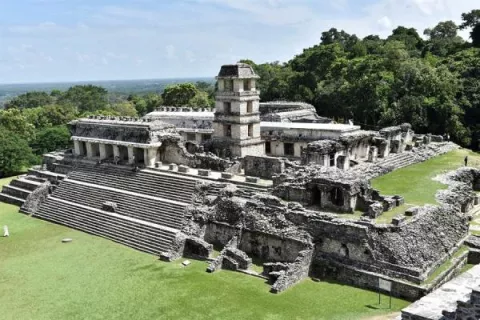 Google y Museo Británico digitalizan cultura maya con acceso gratuito mundial 