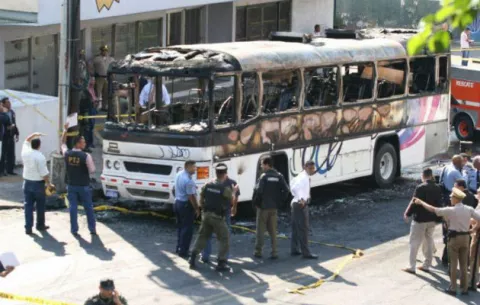 Víctimas siguen exigiendo justicia a 13 años del accidente en La Cresta