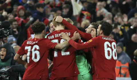 Técnico del Liverpool desecha la táctica tras empatar un partido 5-5