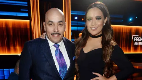 Lupillo Rivera se enoja por foto exótica de su ex