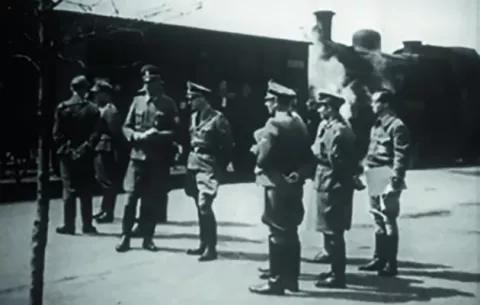 Ferrocarril holandés trabajó con nazis