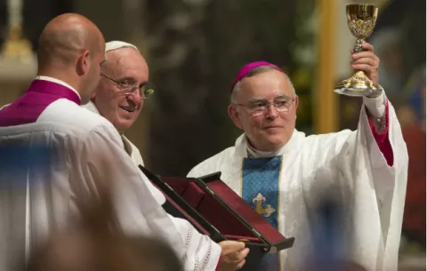 Papa Francisco transforma la iglesia con diálogos de inclusión