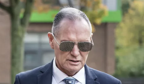 Fue un besito y sin lengua alegó un exfutbolista inglés durante un juicio por presunta agresión sexual