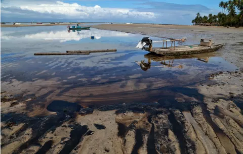 Brasil pide a la OEA que Venezuela se manifieste sobre petróleo derramado