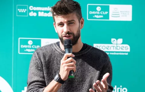 Piqué le advirtió a Neymar que en el PSG estaría en una jaula de oro