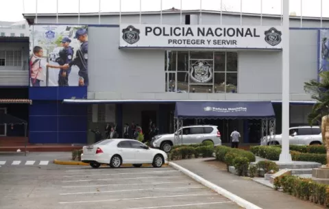 Sargento de la Policía Nacional es aprehendido por supuesta extorsión en contra de un comerciante