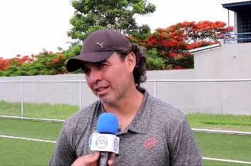 Richard Parra reemplaza a Leonardo Pipino en Universitario 