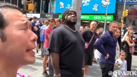 Youtuber hace viral parodia de 'Otro Trago' junto a Sech