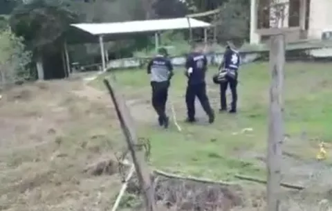 Asesinan a tres personas y hieren a menor de edad en Los Algarrobos de Soná