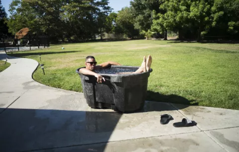 Reposar en agua helada retrasa el crecimiento muscular