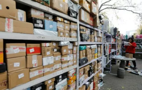 Compras de mil millones en un minuto en el arranque Día del Soltero en China