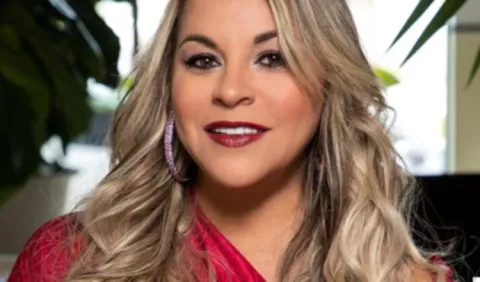 Cibeles de Freitas es jurado en concurso de belleza