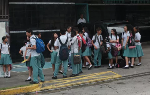 Buscan frenar alza en matrícula en colegios particulares