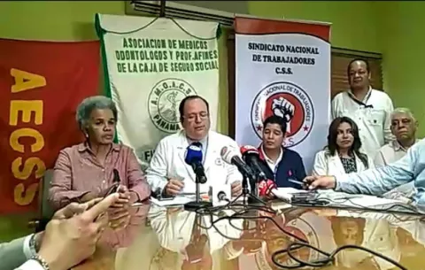 Gremios de trabajadores de la CSS se suman a las protestas en rechazo a las reformas constitucionales 